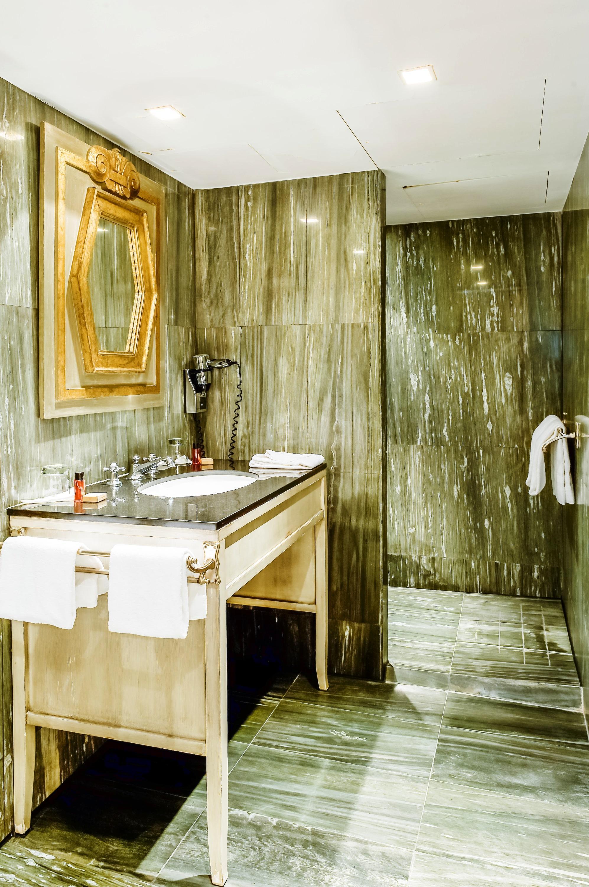 Hotel Chateaubriand Paris Ngoại thất bức ảnh
